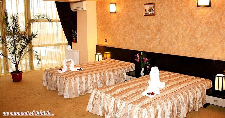 Hotel Palace Târgu Jiu Room photo